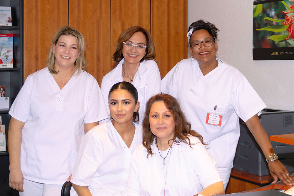 Team - Praxis Dr. Katarina Schmidtova in 40597 Düsseldorf